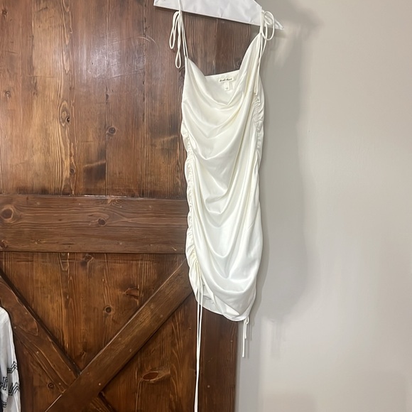 Silky Rouched Dress - Picture 3 of 3